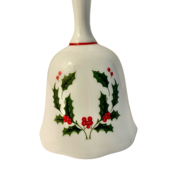 Vintage Porcelain Dinner Bell Holly Leaves & Berries Christmas Decor Japan - Picture 3 of 5